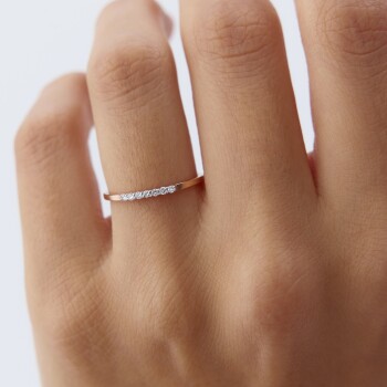 0.08 Ct Pırlanta Minimal Yedi Taş Yüzük - Siempre