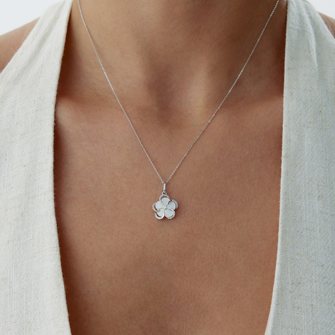 0.08 Karat Sedefli Flower Pırlanta Kolye - 1