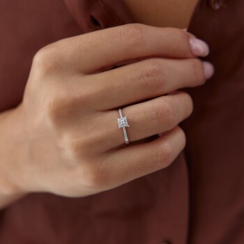 0.17 Ct Pırlanta Prenses Yüzük - 3