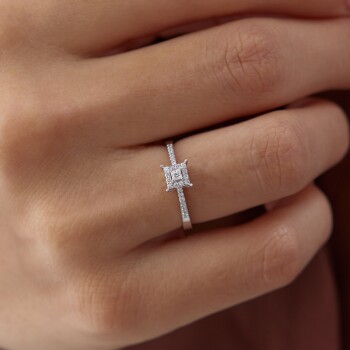 0.17 Ct Pırlanta Prenses Yüzük - 4