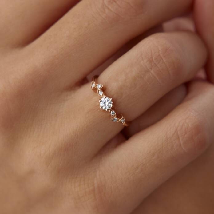 0.18 Ct Pırlanta Leaf Yüzük - 1