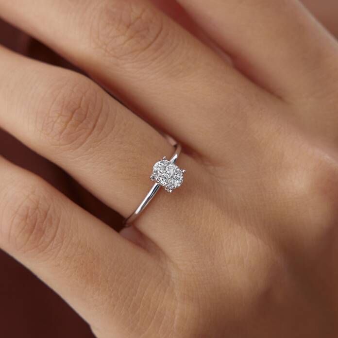 0.18 Ct Parçalı Pırlanta Oval Yüzük - 1