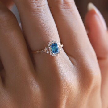 0.20 Ct Pırlanta Baget London Blue Topaz Yüzük - Siempre