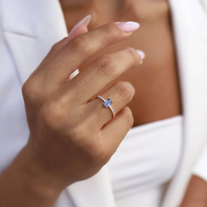 0.23 Ct Pırlanta Rectangle Mavi Tanzanit Yüzük - 1