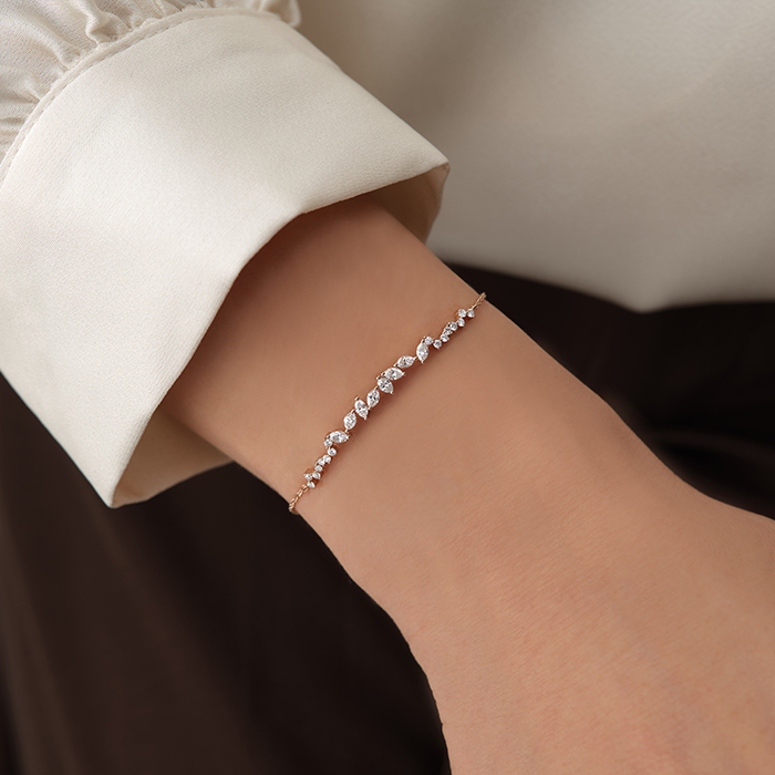 0.38 Karat Yaprak Motifli Işıltılı Pırlanta Bileklik - Siempre