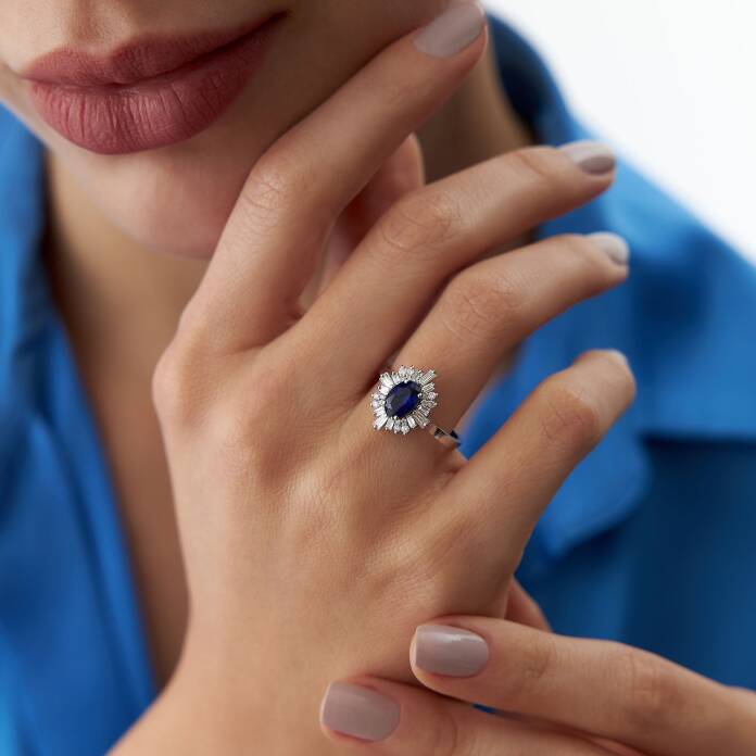 0.76 Ct Pırlanta Baget Safir Yüzük - 2