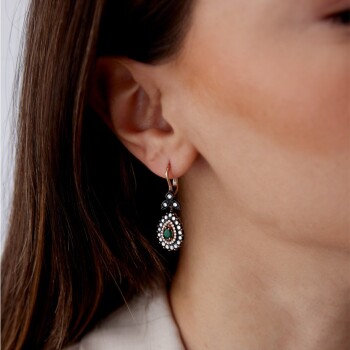 0.49 Ct Elmas Damla Şekilli Yeşil Zümrüt Küpe - Siempre