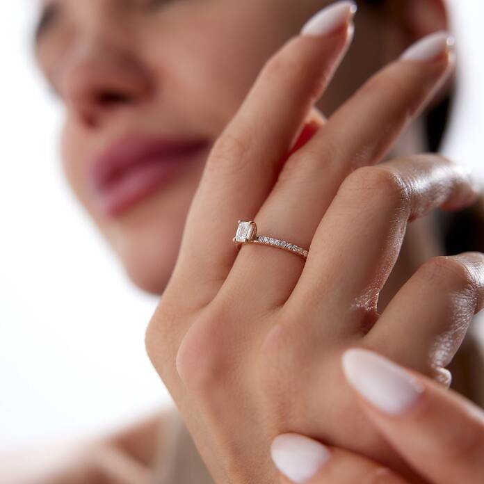 0.55 Ct Emerald Rea Yüzük - 4