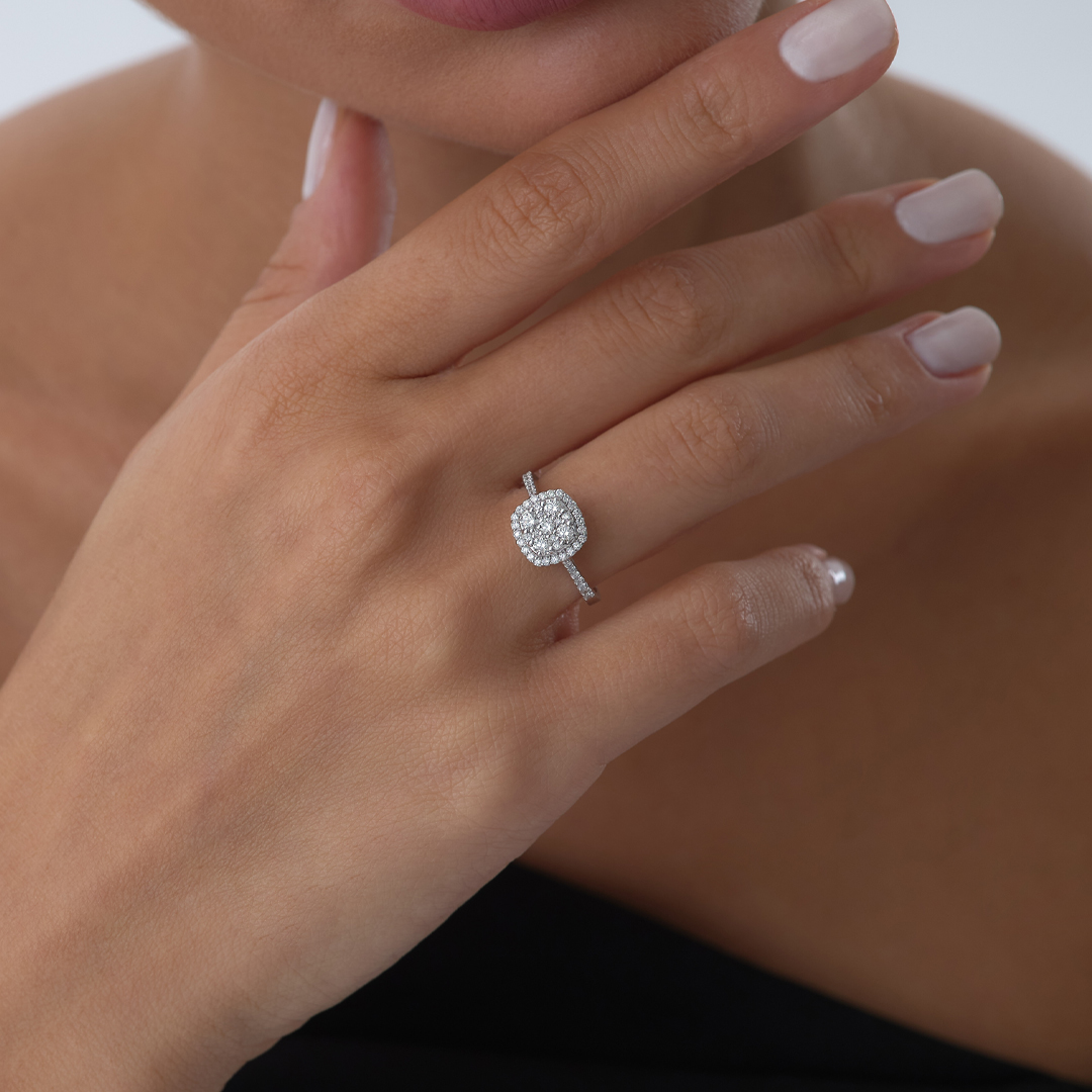 0.56 ct Princess Pırlanta Yüzük - 1