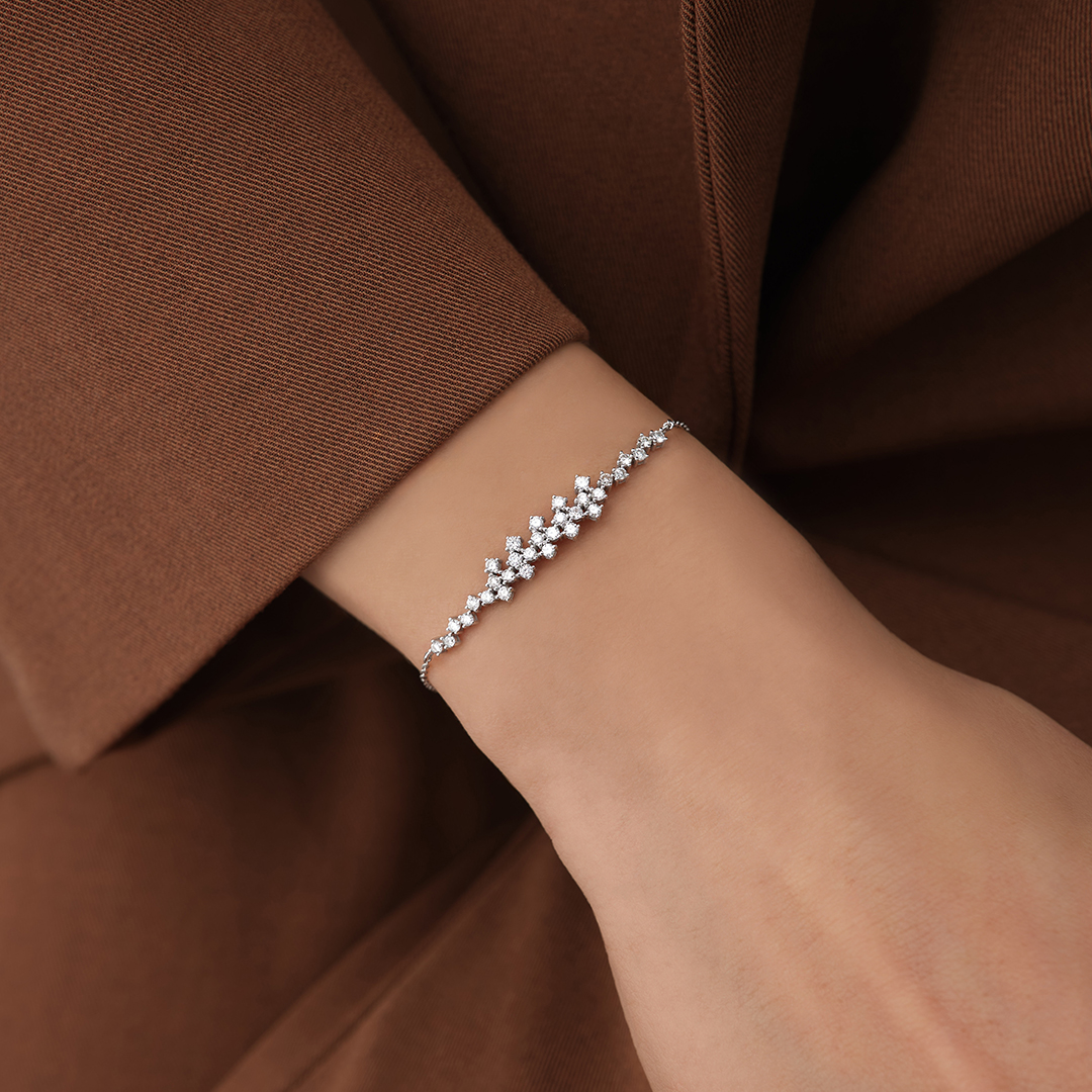 0.67 Karat Çiçek Motifli Pırlanta Bileklik - 1