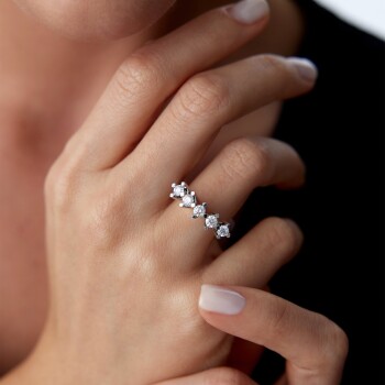 0.75 Ct Pırlanta Beştaş Yüzük - Siempre (1)