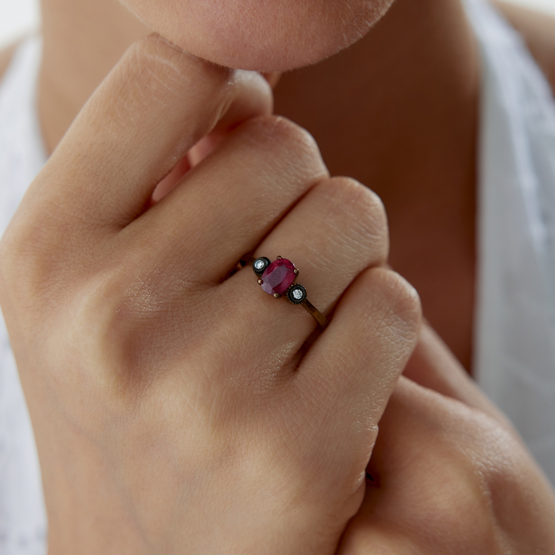 1.14 Ct Elmas Oval Yakutlu Yüzük - 3