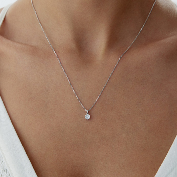 18 Ayar 0.16 Karat Flower Pırlanta Kolye - Siempre