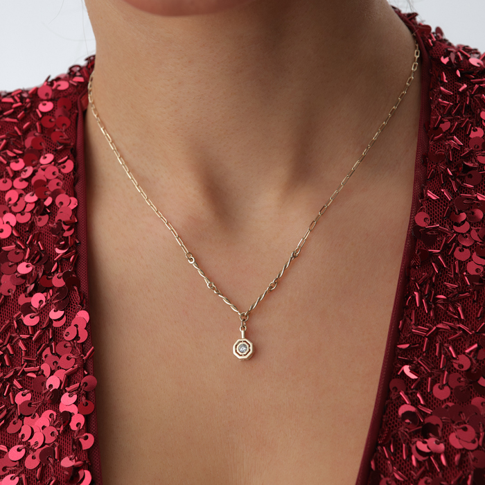 Altıgen Form Tektaşlı Altın Kolye - Garo