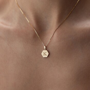 Altıgen Plaka Harf Kolye - Koçak