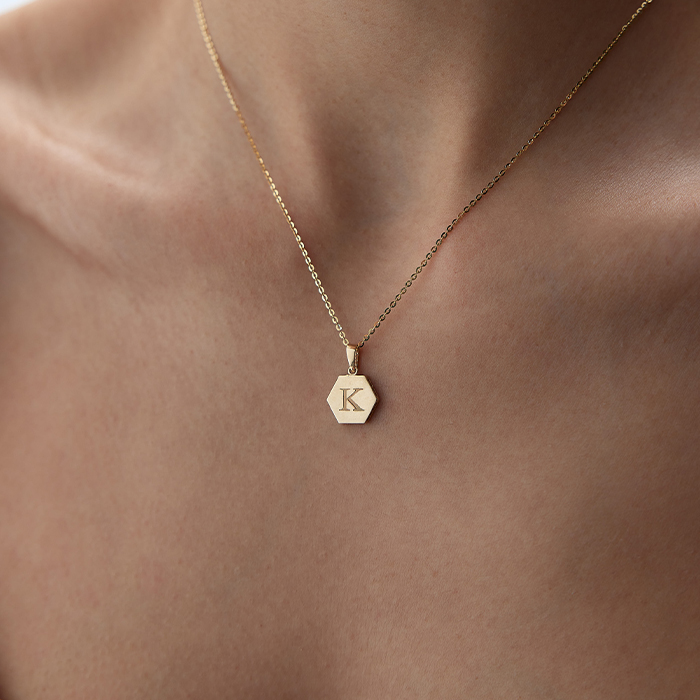 Altıgen Plaka Harf Kolye - Koçak (1)