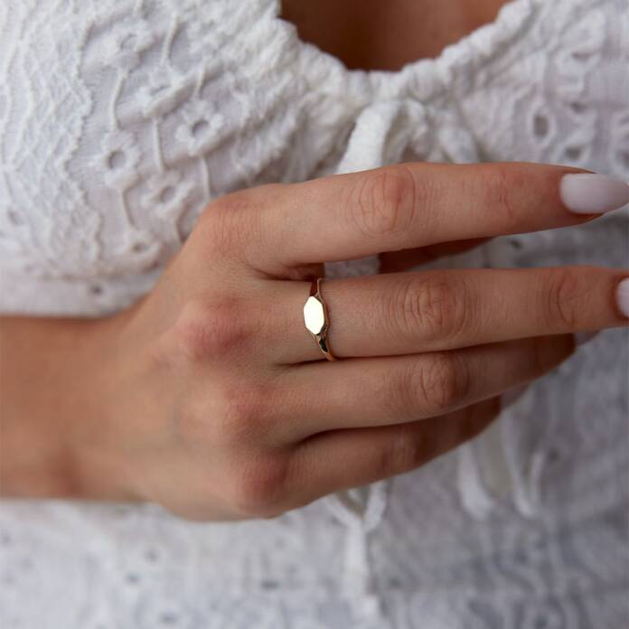 Altıgen Plaka Harf Yüzük - 1