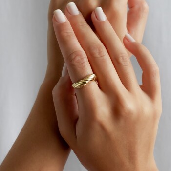 Asimetrik Burgu Yüzük - Nüans