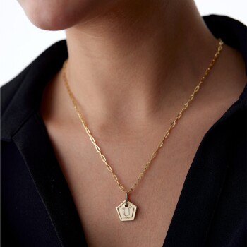 Ataç Zincirli Beşgen Harf Plaka Kolye - Özkonak (1)