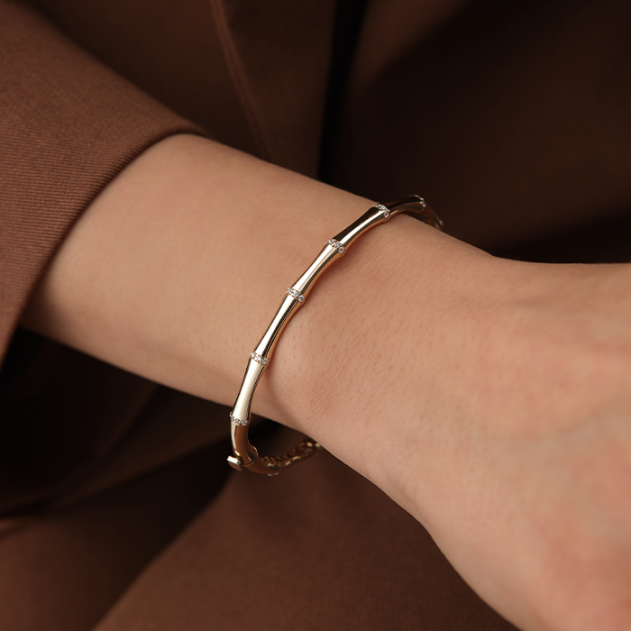 Bamboo Line Kemik Taşlı Altın Kelepçe - Mazi