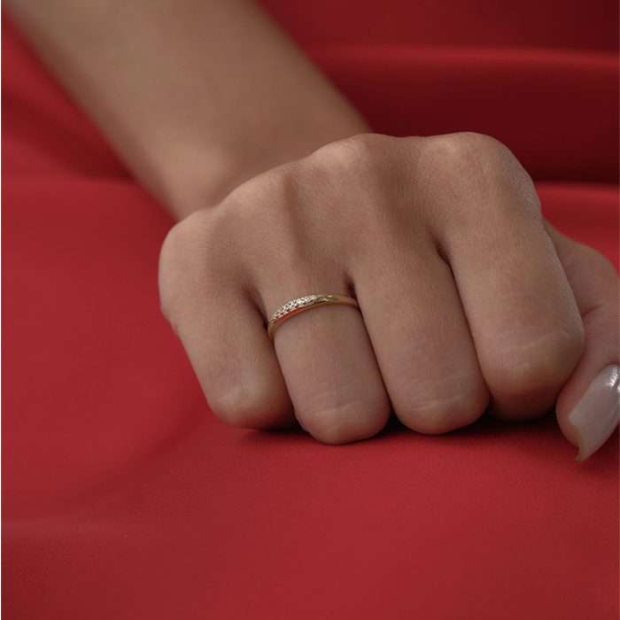 Beyaz Taşlı Line Yüzük - MİST