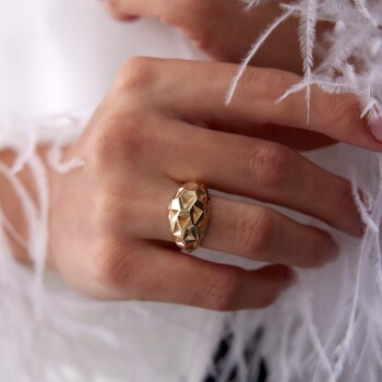 Bold Piramit Yüzük - Mg Gold