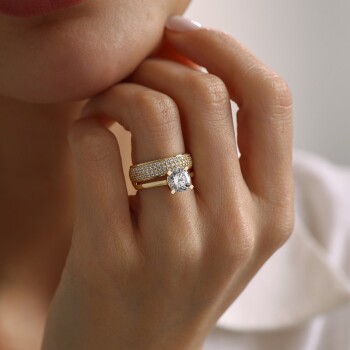 Bombeli Üç Yarımtur Tektaş Yüzük - Oragold Orhan