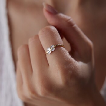 Çapraz Bagetli Yüzük - Alen (1)