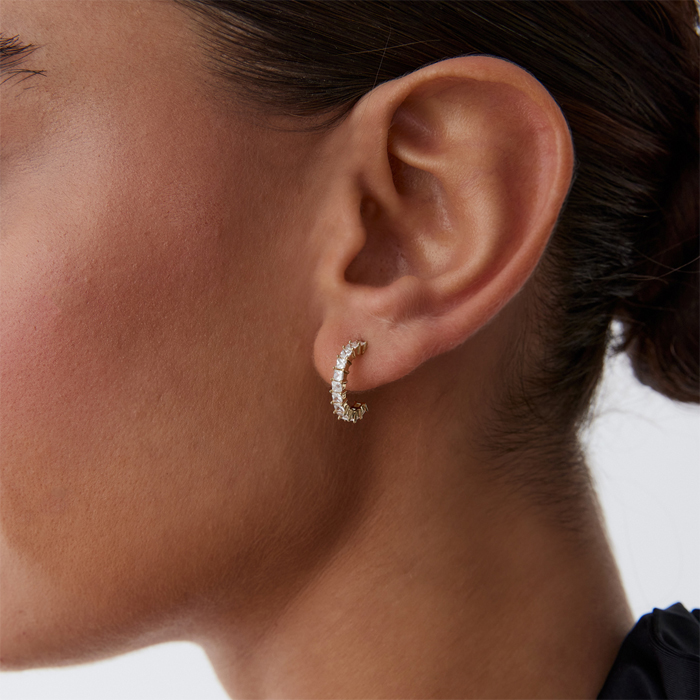 Chic Vidalı Küpe - MİST