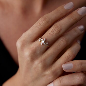 Çiçek Sarmaşık Taşlı Yüzük - Rayna