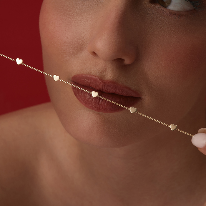 Çoklu Kalp Figürlü Altın Bileklik - Rayna