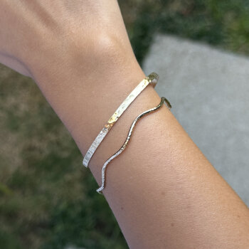 Dalga Görünümlü Kelepçe - Gökhan Bera