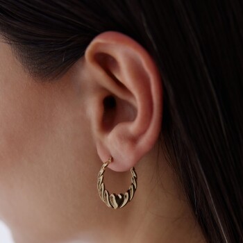 Dalgalı Kalp Model Halka Küpe - Karacan