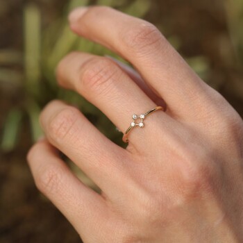 Dört Kenar Taşlı Yüzük - Alen