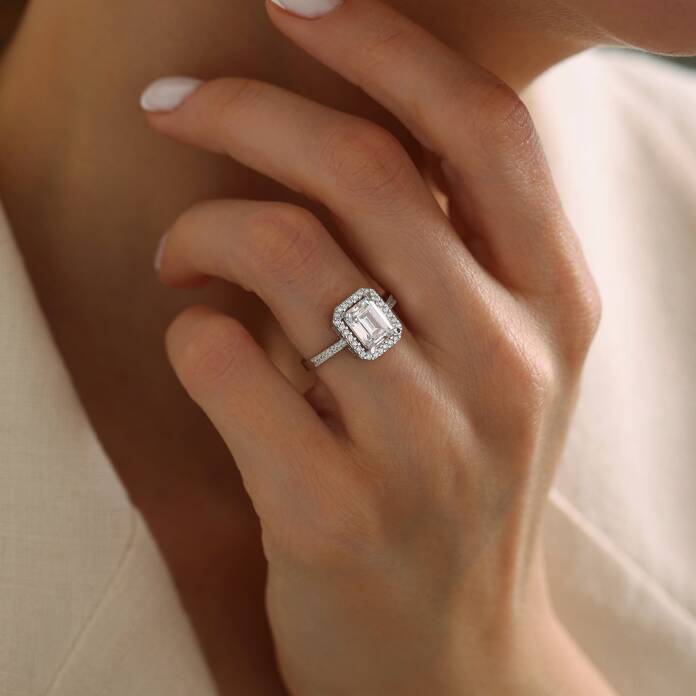 Dörtgen Sıra Taşlı Baget Yüzük - 1