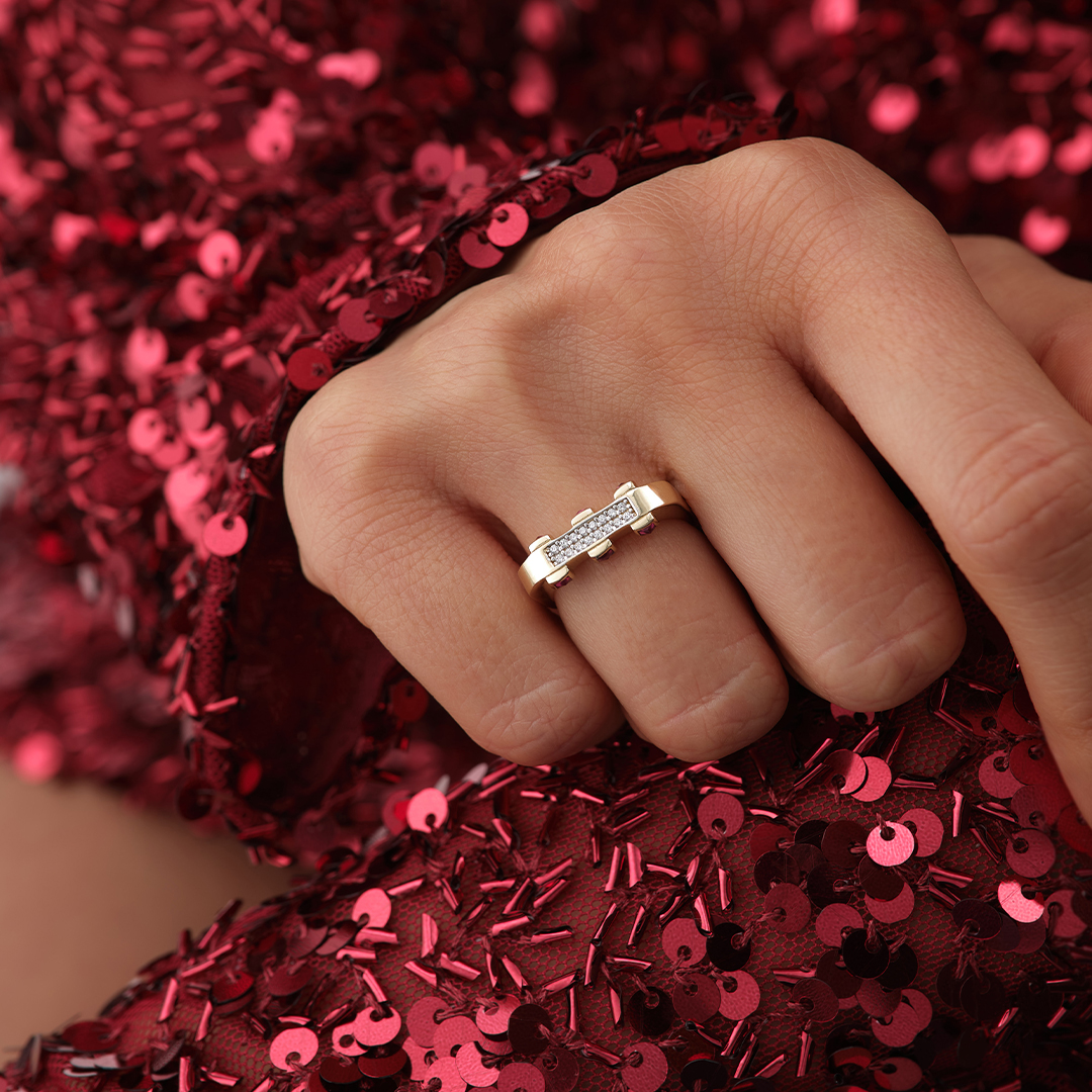 Geometrik Pembe Taş Detaylı Altın Yüzük - 1