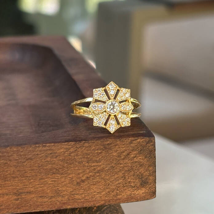 Gold Lily Blade Yüzük - 1