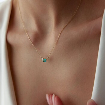 Green Stone Kolye - Rayna