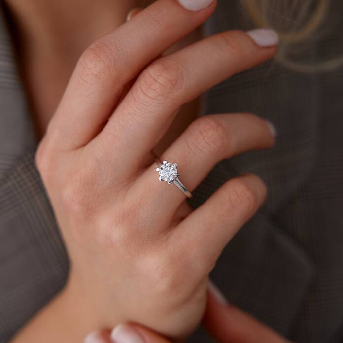 HRD Sertifikalı 1.00 Ct Pırlanta Tektaş Yüzük - 1