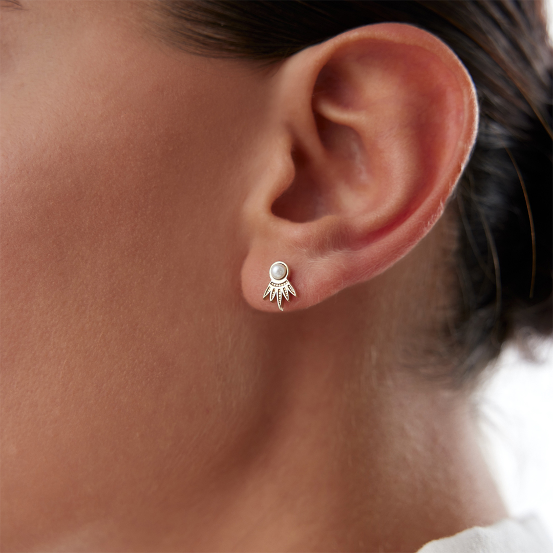 İnci Yelpaze Vidalı Küpe - 2