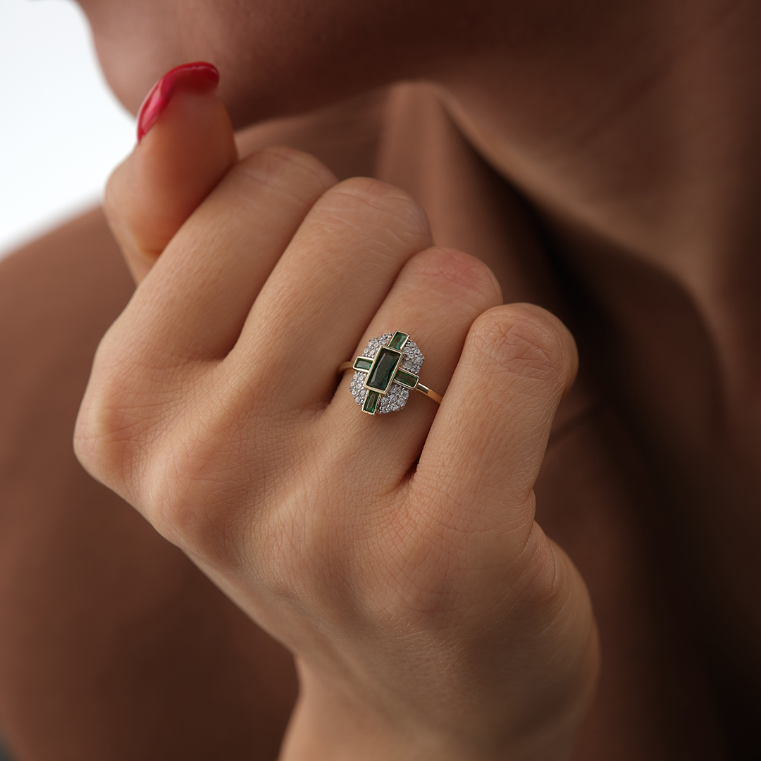 Geometrik Baget Yeşil Taşlı Altın Yüzük - 2