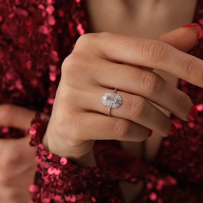 Işıltılı Geometrik Baget Taşlı Altın Yüzük - 2