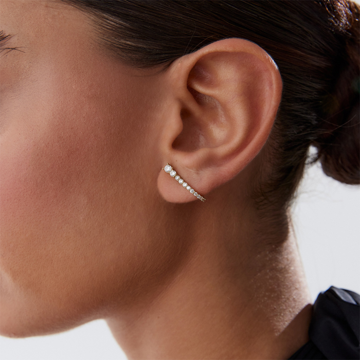 J Taşlı Vidalı Küpe - 1