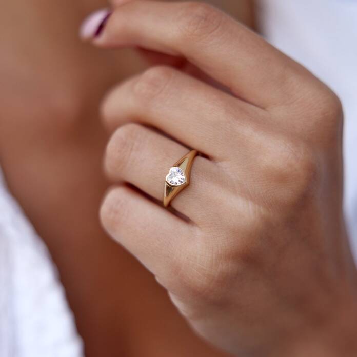 Kalp Desenli Yüzük - 2