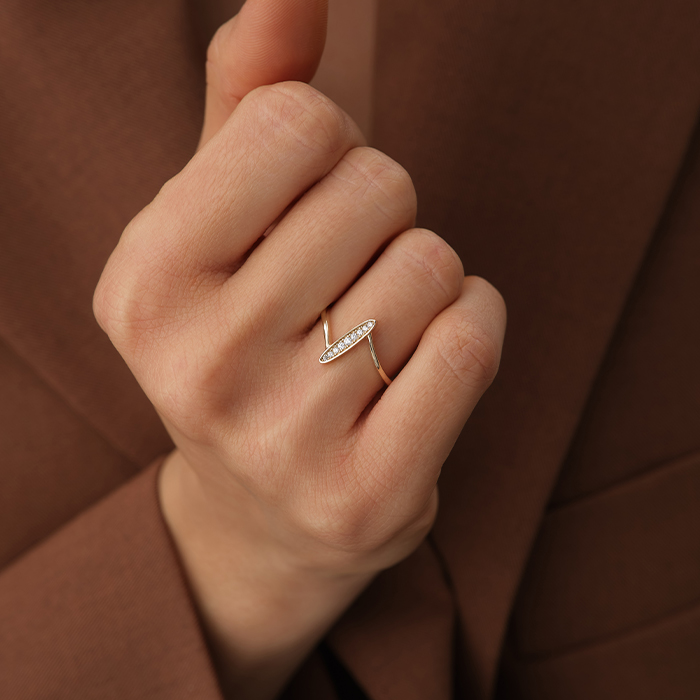 Kayık Form Taşlı Altın Yüzük - Rayna