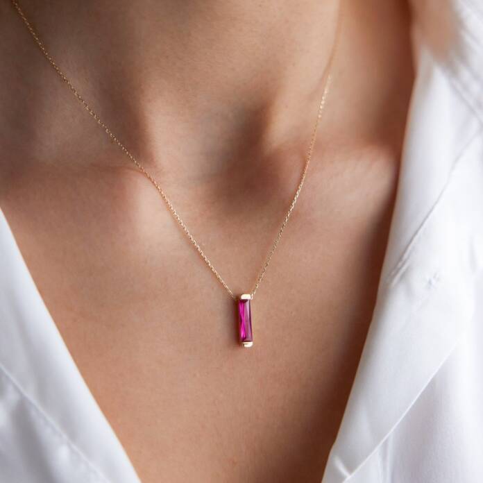 Kırmızı Rectangle Kolye - 1