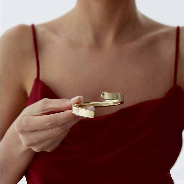 Kıvrımlı Düz Kelepçe - Mazi