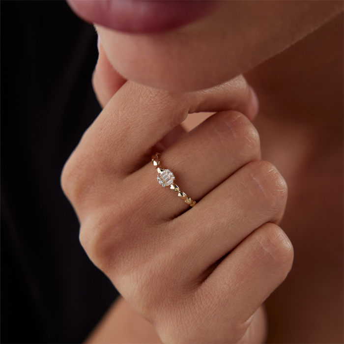 Köşeli Kapsül Baget Yüzük - Özer