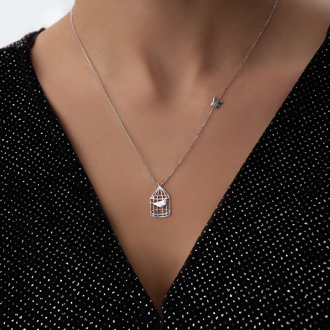 Kuş Kafesli Kelebek Figürlü Altın Kolye - 1