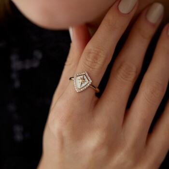 Kutup Yıldızlı Beyaz Kalkan Desen Yüzük - Cemart